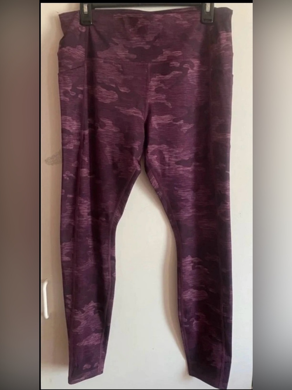 Avia Purple Leggings w/camo prints